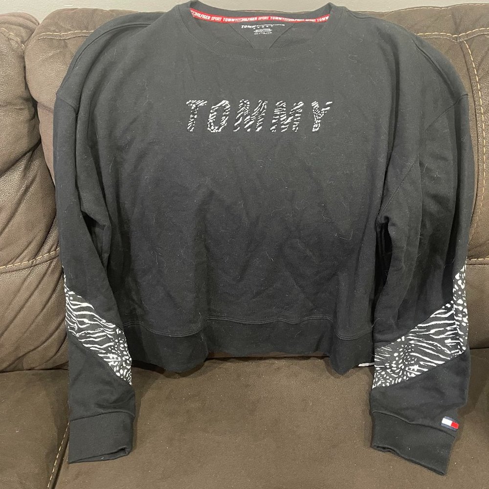 TOMMY HILFIGER SWEATSHIRT NWT XL